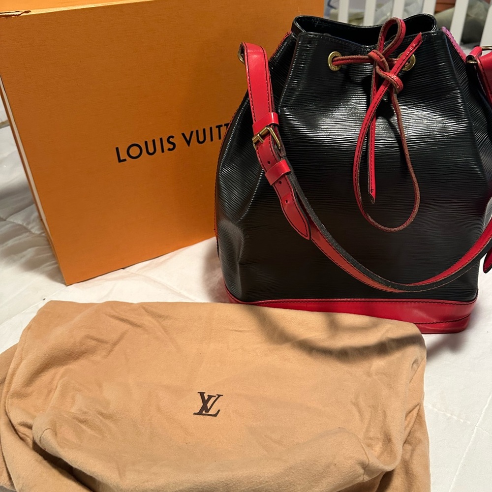 Louis Vuitton Black and Red Women's Bag